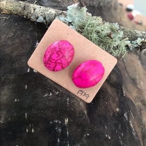 Howlite Stud Earrings E179
